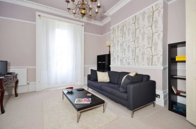  Image of 2 Bedroom Flat to rent at Lexham Gardens, Kensington, W8