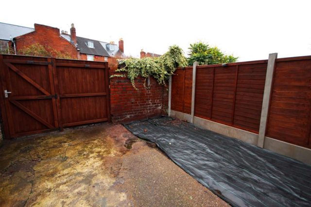  Image of 3 Bedroom Terraced for sale at Larches Lane, Wolverhampton