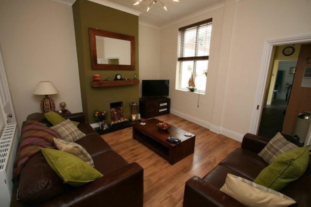  Image of 3 Bedroom Terraced for sale at Larches Lane, Wolverhampton