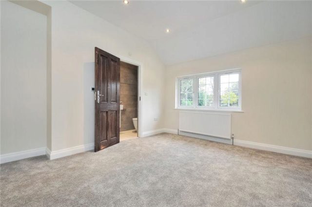  Image of 4 Bedroom Houses to rent at Launceston Place, Kensington, W8