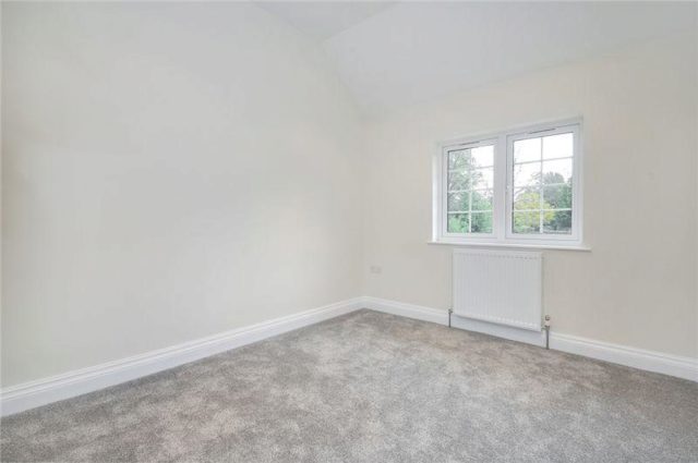  Image of 4 Bedroom Houses to rent at Launceston Place, Kensington, W8