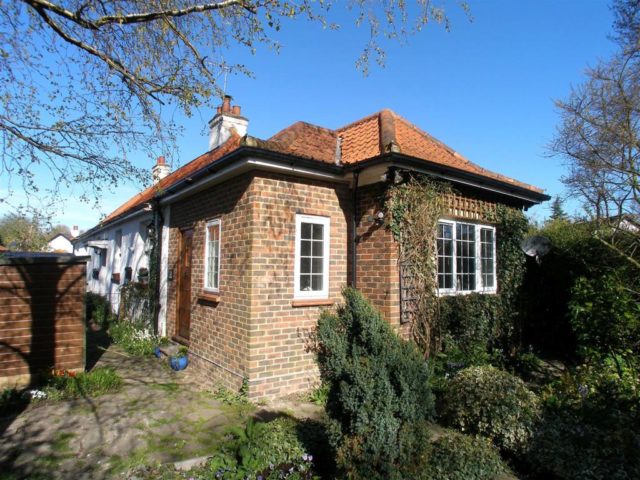  Image of 2 Bedroom End of Terrace for sale at Albury