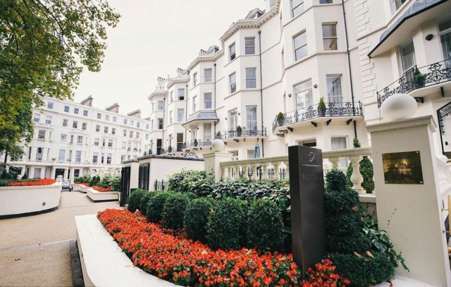  Image of 3 Bedroom Flat to rent at Stanhope Gardens, South Kensington, SW7