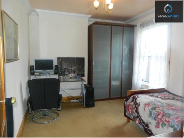  Image of 3 Bedroom End of Terrace for sale at Somerset Road,
Arnos Vale,
Bristol,
BS4