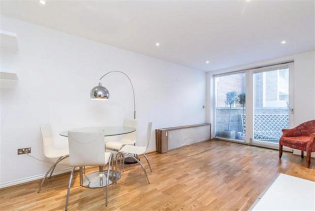  Image of 1 Bedroom Flat to rent at St David