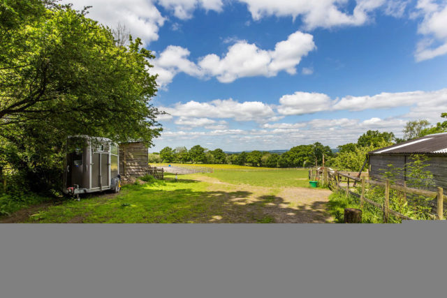  Image of 4 Bedroom Semi-Detached for sale at Pigdown Lane, Hever, TN8