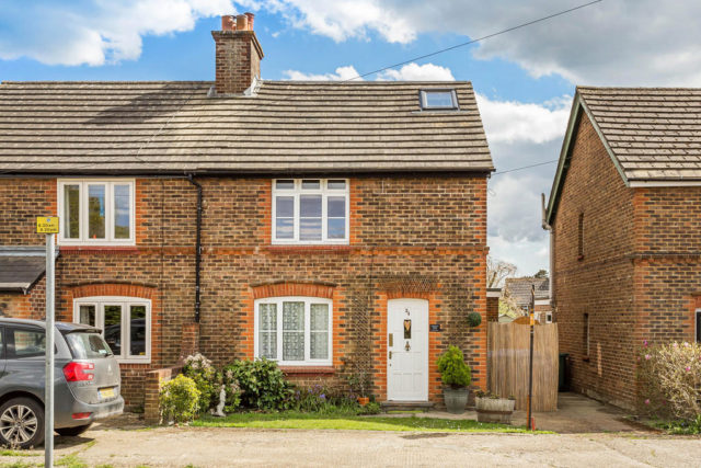  Image of 4 Bedroom Semi-Detached for sale at Frant Field, Edenbridge, TN8