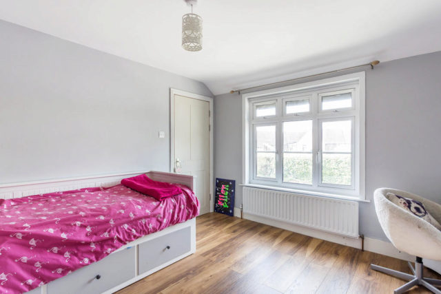  Image of 4 Bedroom Semi-Detached for sale at Frant Field, Edenbridge, TN8