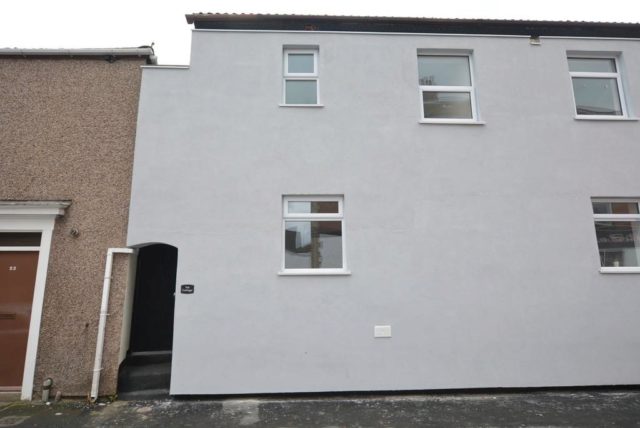  Image of 2 Bedroom Cottage for sale at Burlington Crescent, Goole