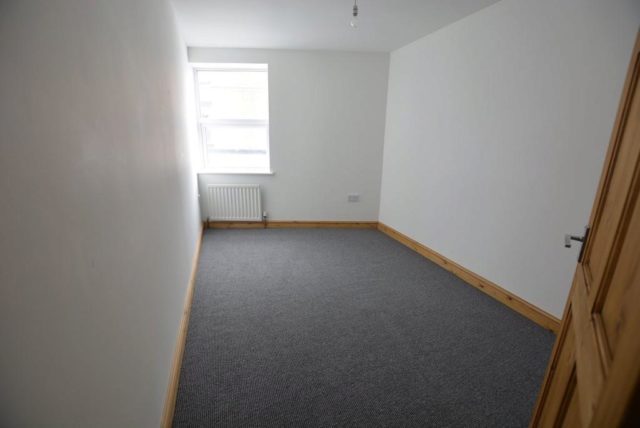  Image of 2 Bedroom Cottage for sale at Burlington Crescent, Goole