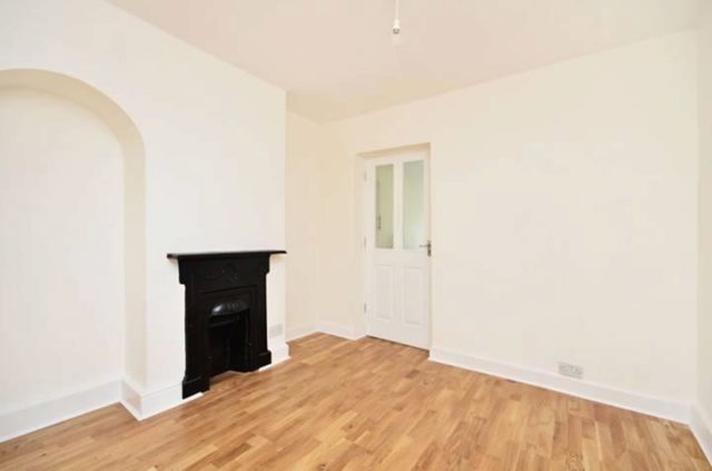  Image of 2 Bedroom Flat to rent at Ormonde Gate, Chelsea, SW3