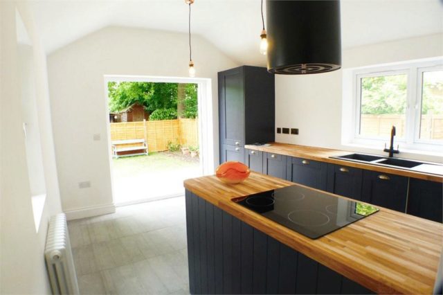  Image of 2 Bedroom Flat for sale at Lichfield Grove, Finchley