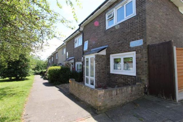  Image of 2 Bedroom Houses for sale at Polsteads, Basildon