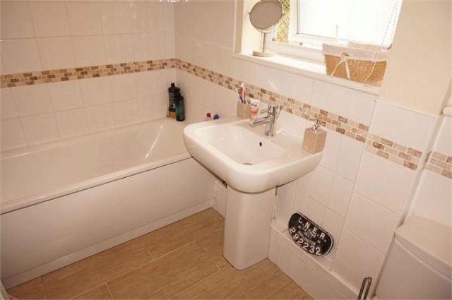  Image of 3 Bedroom Detached for sale at Gwelmeneth Park, St Cleer, Liskeard, Cornwall