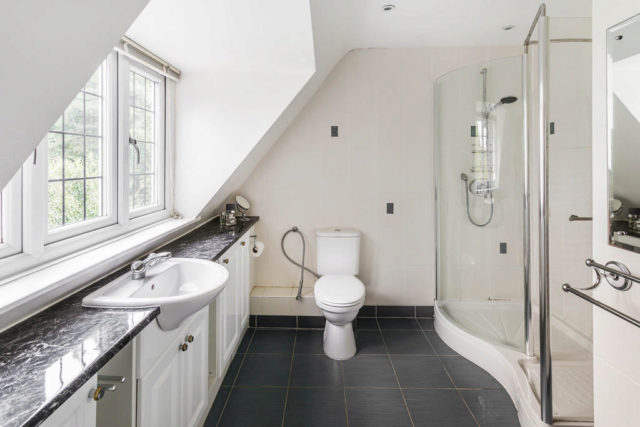 Image of 3 Bedroom Detached for sale at Stick Hill, Edenbridge, TN8