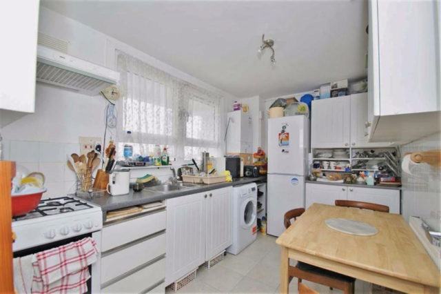  Image of 3 Bedroom Flat for sale at Moreton Towers, Lexden Road, London, W3