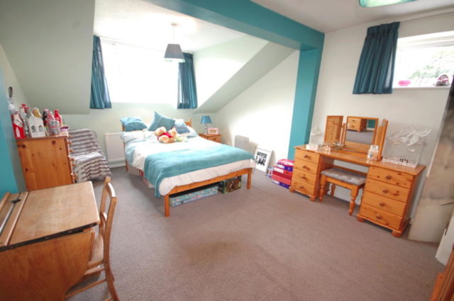 Image of 4 Bedroom Detached for sale at Woodham Drive, Hatfield Peverel, Chelmsford, CM3