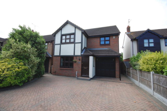  Image of 4 Bedroom Detached for sale at Wilshire Avenue, Chelmer Village, Chelmsford, CM2
