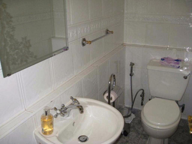  Image of 4 Bedroom Terraced for sale at London, W1H