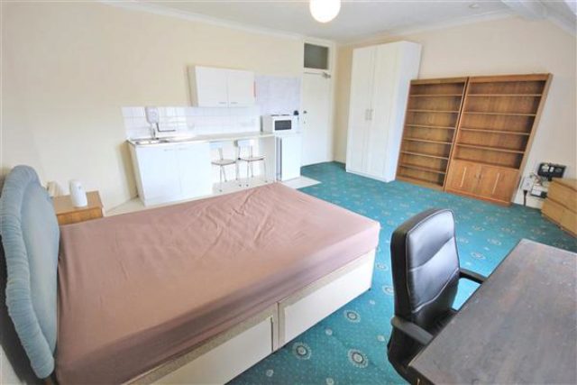  Image of 7 Bedroom Terraced for sale at Bournemouth Road, Parkstone