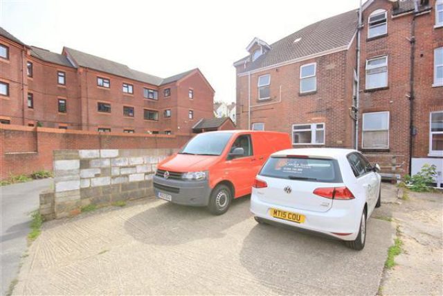  Image of 7 Bedroom Terraced for sale at Bournemouth Road, Parkstone