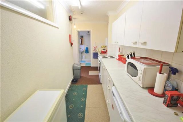  Image of 7 Bedroom Terraced for sale at Bournemouth Road, Parkstone