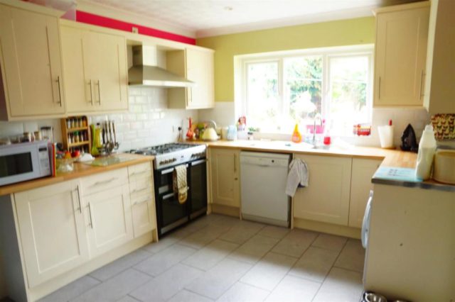  Image of 4 Bedroom Semi-Detached for sale at St. Johns Road, Stansted