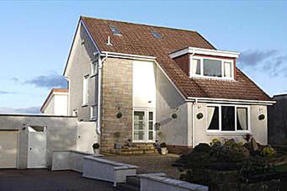 4 Bedroom Property