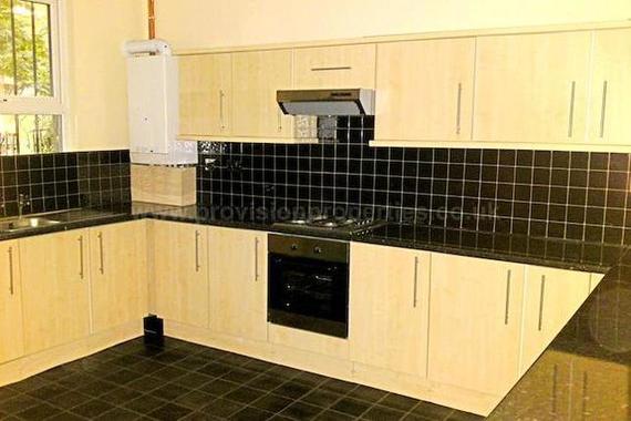 7 Bedroom Terraced