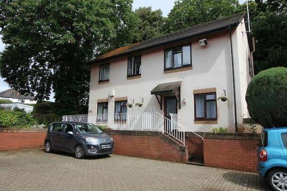 1 Bedroom Flat