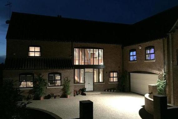 5 Bedroom 