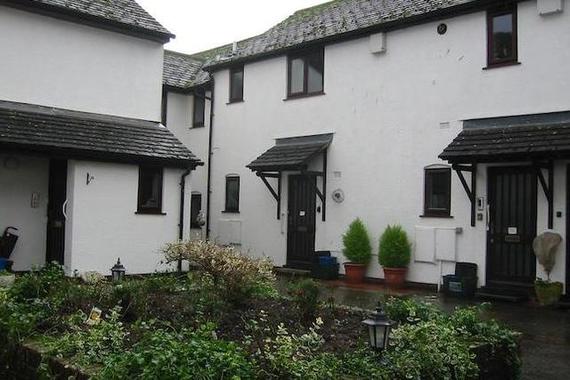2 Bedroom Flat