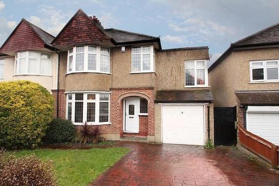 4 Bedroom 