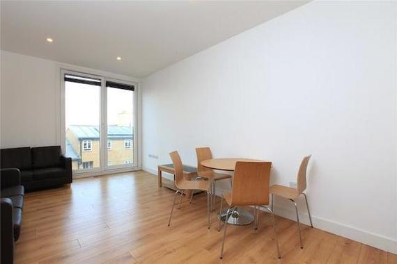 2 Bedroom Flat