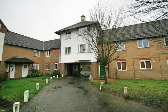 1 Bedroom Flat