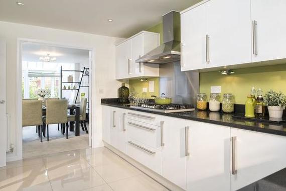 4 Bedroom End of Ter...