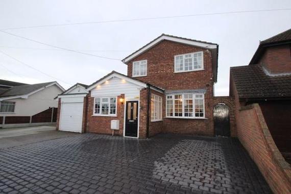 4 Bedroom 
