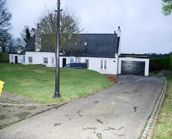 5 Bedroom Detached
