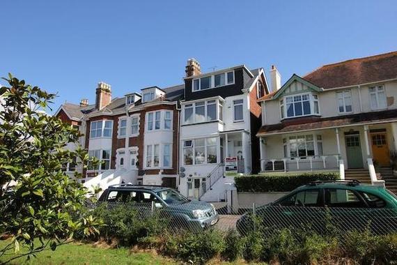 1 Bedroom Flat