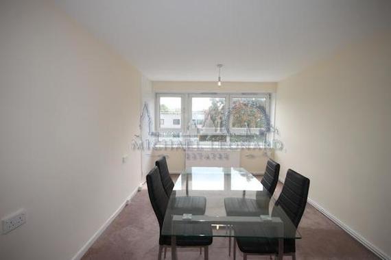 1 Bedroom Flat