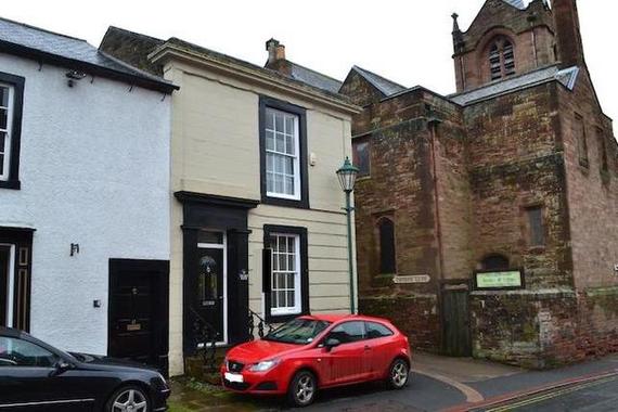 3 Bedroom End of Ter...