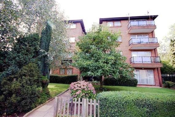 2 Bedroom Flat