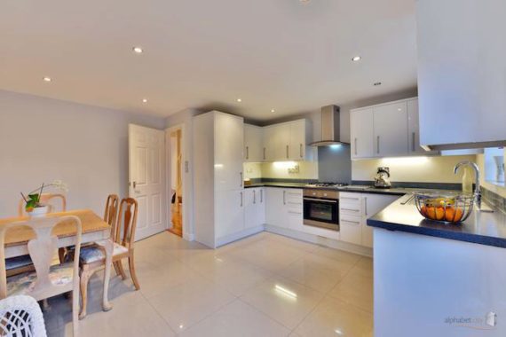 3 Bedroom Town House