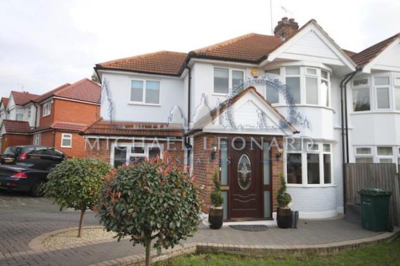 5 Bedroom Property