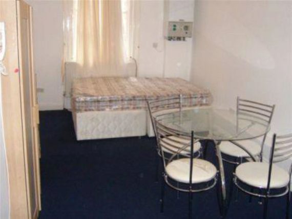 &nbsp;Bedroom&nbsp;Studio