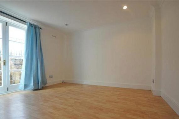1 Bedroom Flat