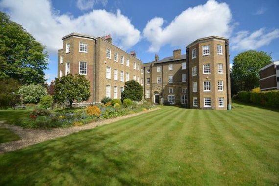 1 Bedroom Flat
