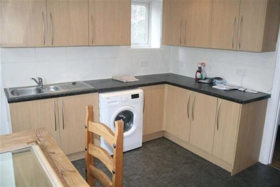4 Bedroom Flat