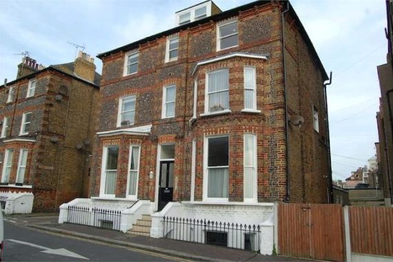 2 Bedroom Flat