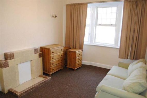 2 Bedroom Flat